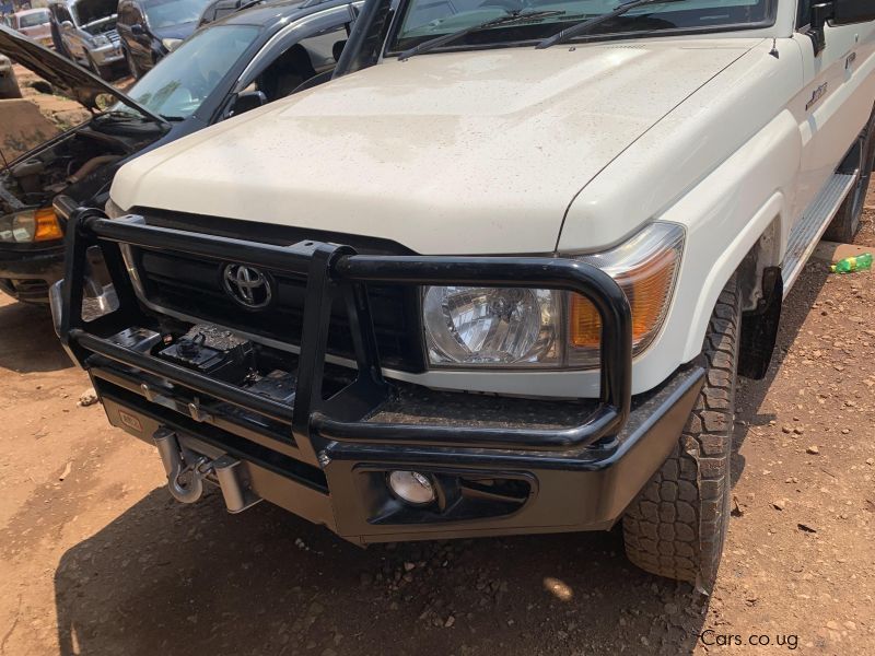 Toyota land cruiser hardtop in Uganda