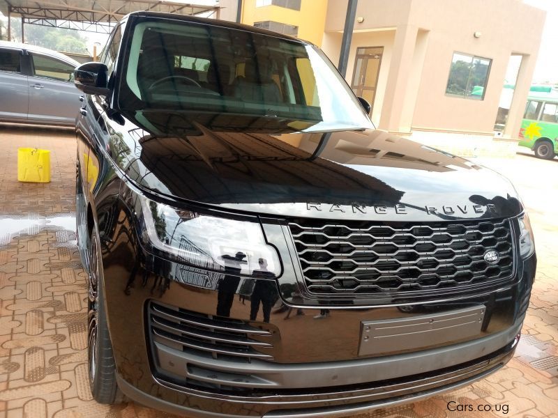 Land Rover Range Rover VOGUE in Uganda