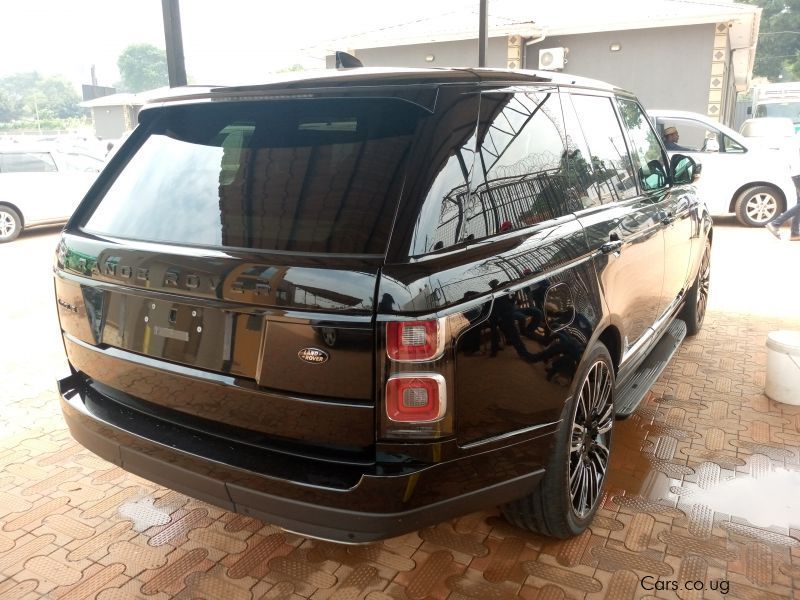 Land Rover Range Rover VOGUE in Uganda