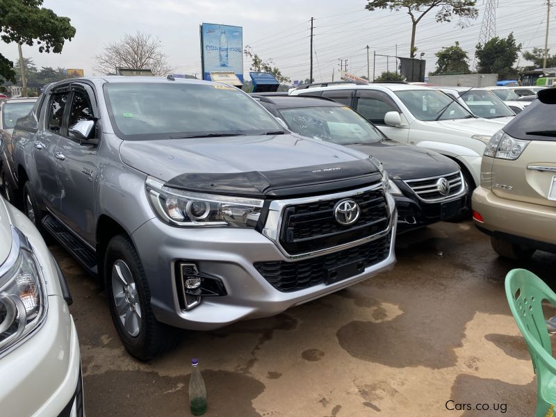 Toyota HILLUX in Uganda
