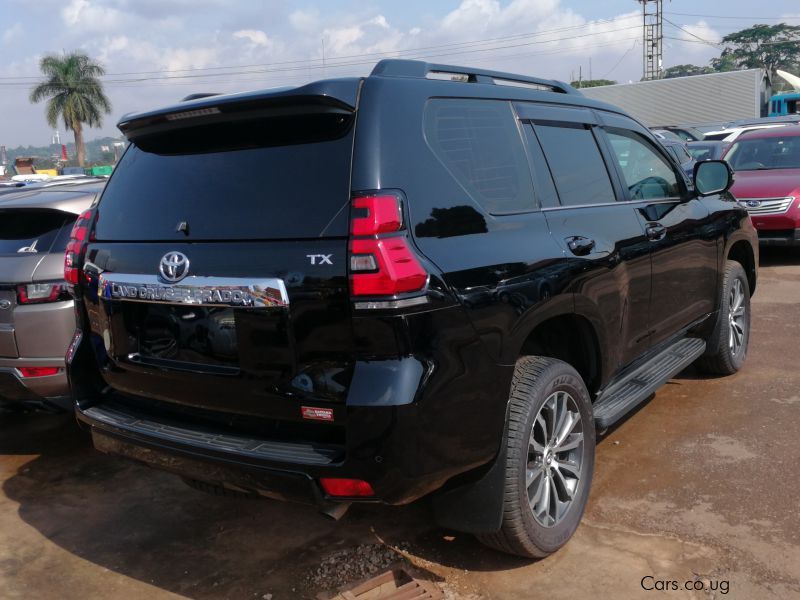 Toyota Land Cruiser Tx in Uganda