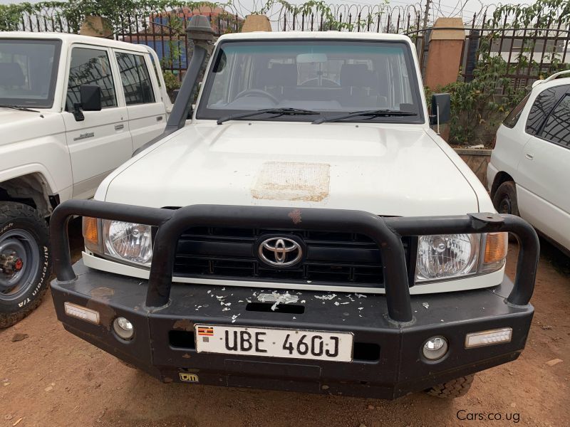 Toyota Land cruiser Double cabin in Uganda