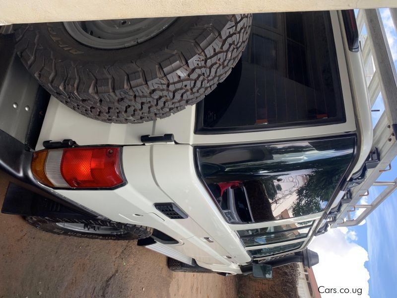 Toyota land cruiser hardtop in Uganda