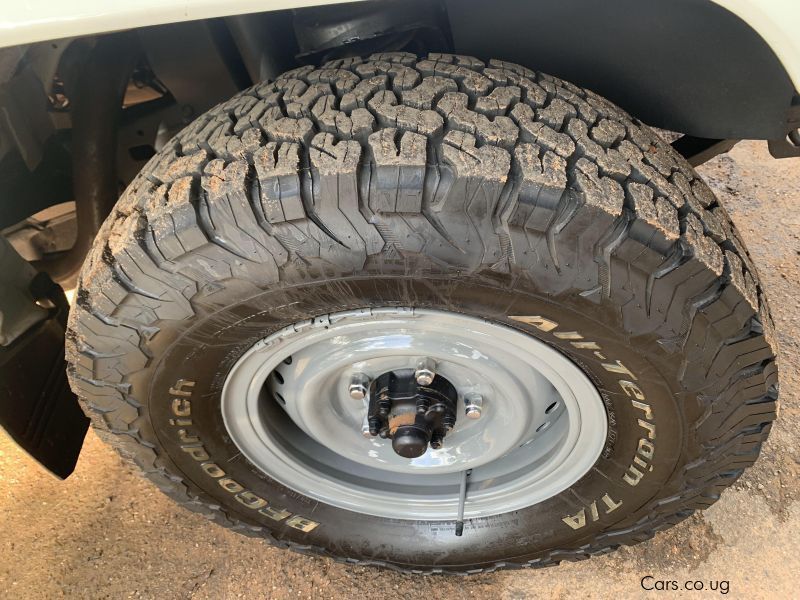 Toyota land cruiser hardtop in Uganda