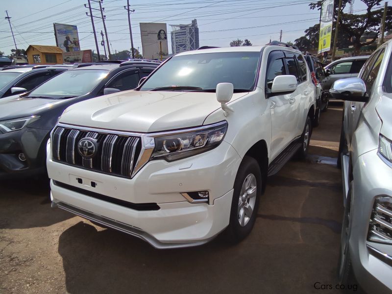 Toyota land cruiser tx in Uganda