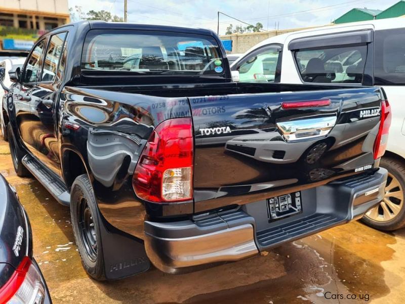 Toyota HILLUX REVO in Uganda