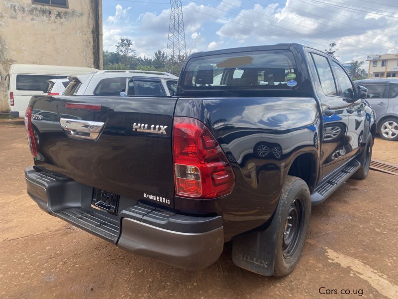 Toyota HILUX in Uganda