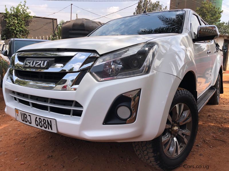 Isuzu D max in Uganda