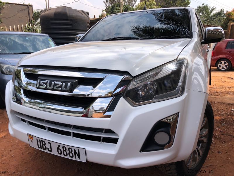 Isuzu D max in Uganda