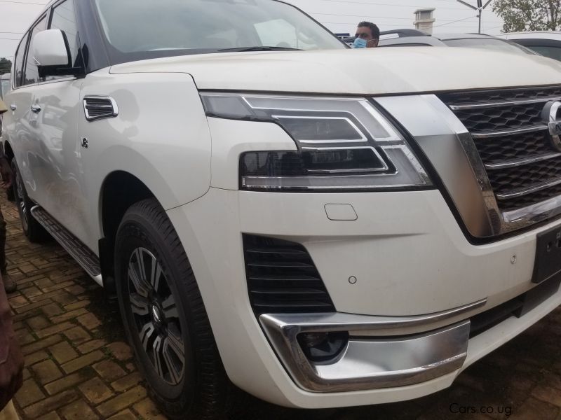 Nissan Nissan patrol V8 in Uganda