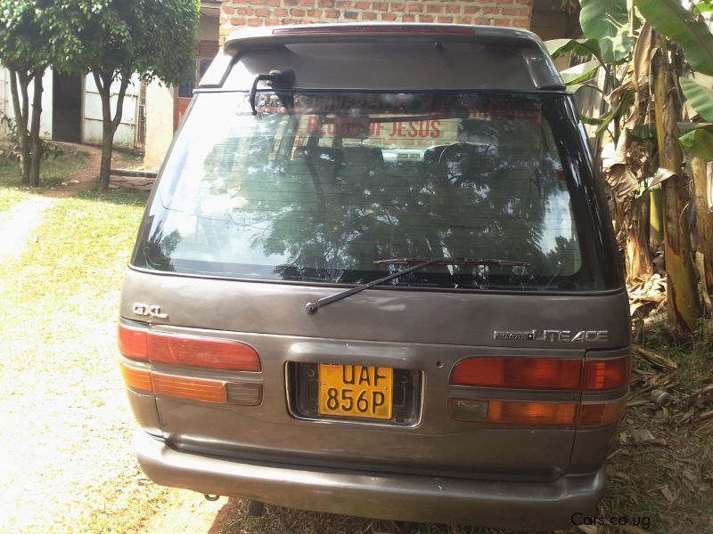 Toyota Hiace Liteace Diesel Engine 2C in Uganda