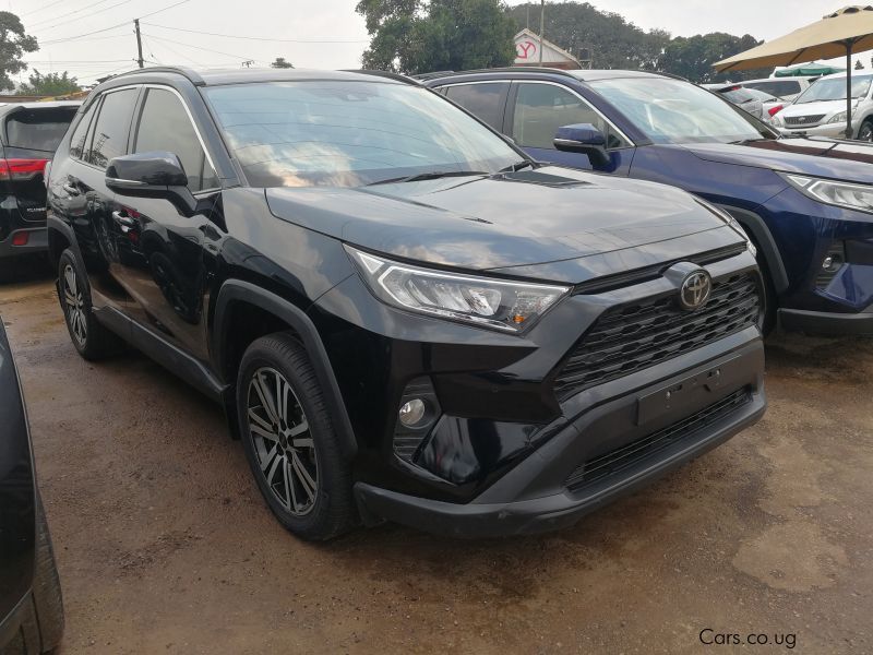 Toyota Rav4 in Uganda