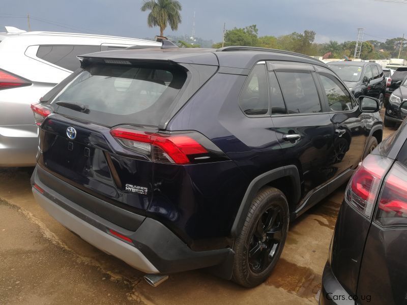 Toyota rav4 in Uganda