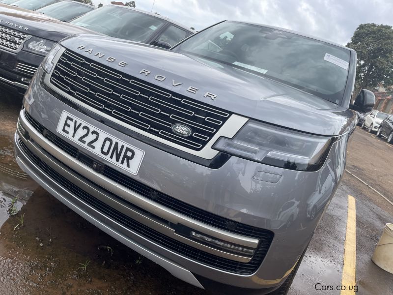 Land Rover Range rover in Uganda