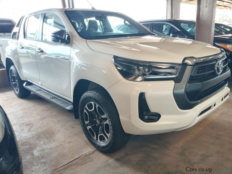 Toyota Hilux 4x4 in Uganda