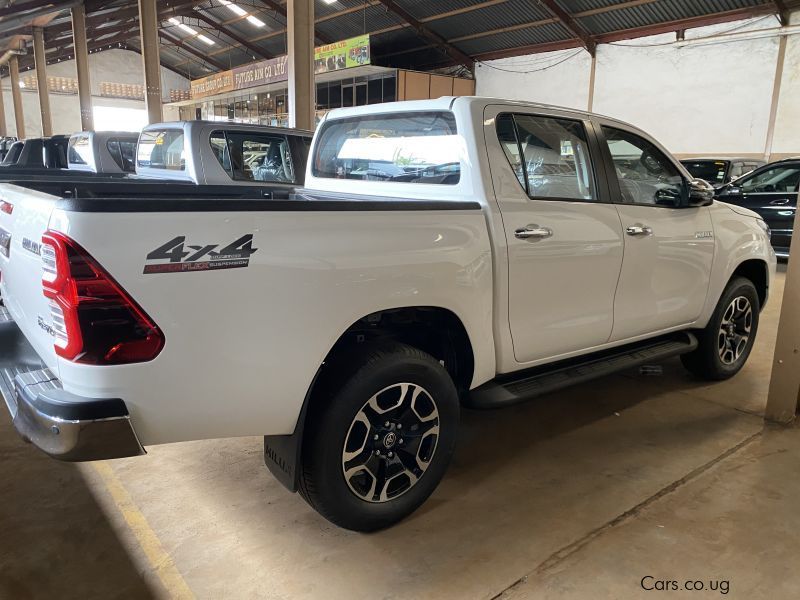 Toyota HILUX in Uganda