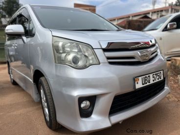 Pre-owned Toyota Noah  for sale in 