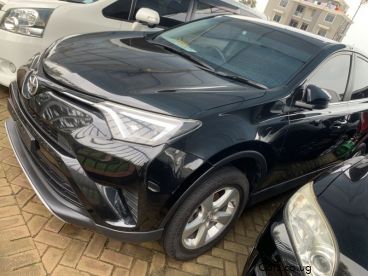 Pre-owned Toyota Rav4 for sale in 