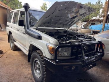 Pre-owned Toyota land cruiser hard top for sale in 
