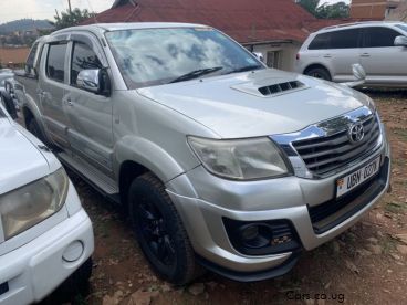 Pre-owned Toyota hilux double cabin for sale in 