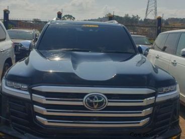 Pre-owned Toyota LAND CRUISER for sale in 
