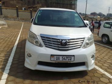 Pre-owned Toyota alphard for sale in 