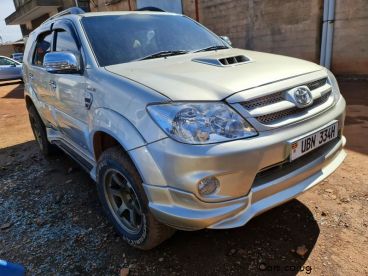 Pre-owned Toyota Fortuner for sale in 