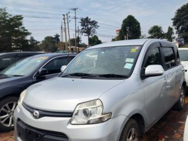 Pre-owned Toyota sienta for sale in 