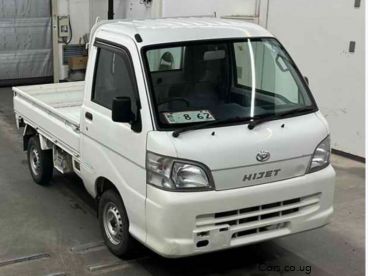 Pre-owned Daihatsu Hijet EBD-S211P for sale in 