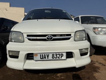 Pre-owned Toyota Noah for sale in 