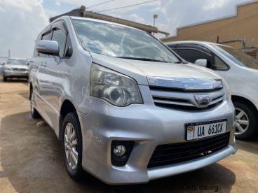 Pre-owned Toyota Noah for sale in 