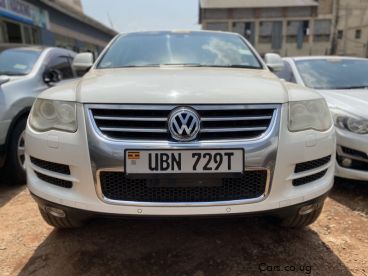 Pre-owned Volkswagen Touareg for sale in 