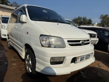 Pre-owned Toyota  Noah for sale in 