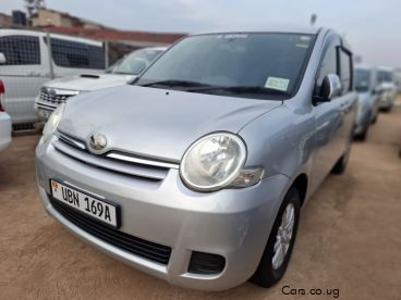 Pre-owned Toyota Sienta for sale in 