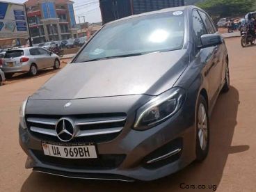 Pre-owned Mercedes-Benz B180 for sale in 
