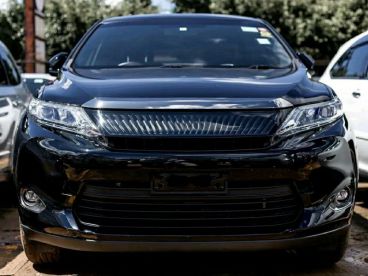 Pre-owned Toyota Harrier for sale in 