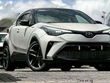 Pre-owned Toyota C-HR for sale in 