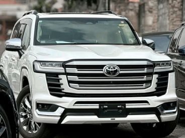 Pre-owned Toyota Land Cruiser V8 ZX Lc300 for sale in 