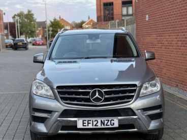Pre-owned Mercedes-Benz ML350 for sale in 