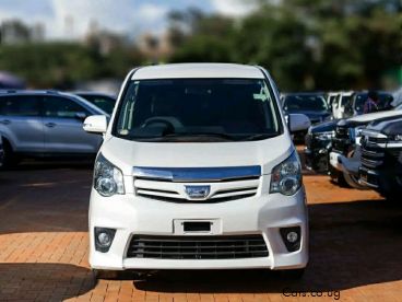 Pre-owned Toyota Noah S.I for sale in 