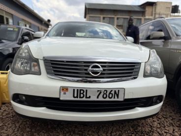 Pre-owned Nissan Bluebird for sale in