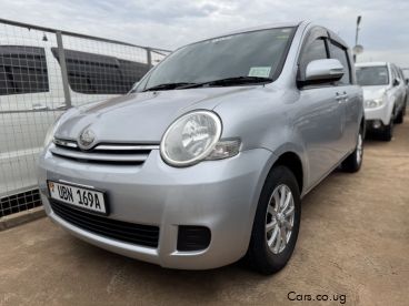 Pre-owned Toyota Sienta for sale in