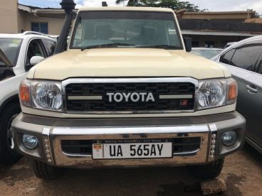 Pre-owned Toyota LandCruiser for sale in