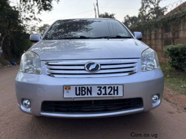 Pre-owned Toyota Raum for sale in