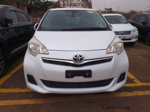 Pre-owned Toyota RACTIS for sale in 