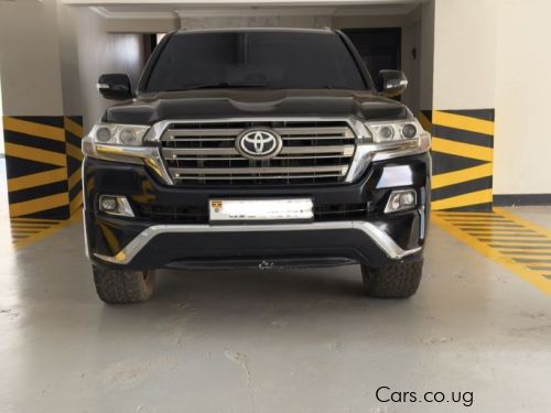 Pre-owned Toyota Land Cruiser GXR V8 for sale in 