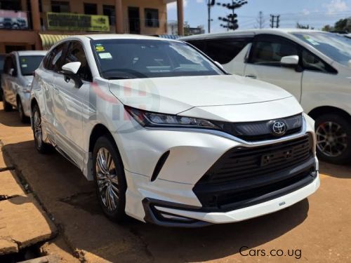 Pre-owned Toyota Harrier for sale in 